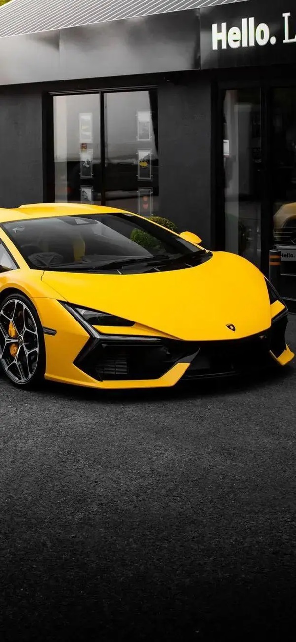 Hình nền Lamborghini Revuelto 17