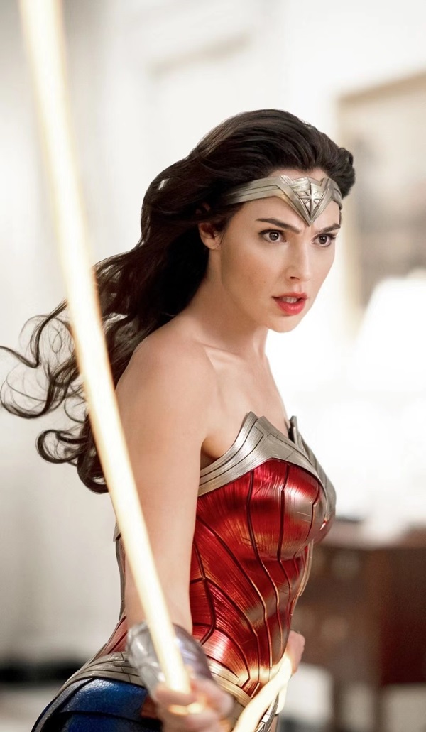 Hình nền Wonder Woman cho điện thoại​ 25